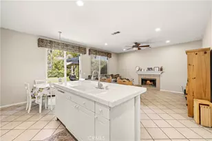 30457 Barcelona, Castaic, CA 91384 - Photo 12