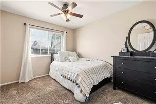 30457 Barcelona, Castaic, CA 91384 - Photo 26