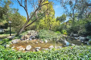 7050 Shoup Ave, Canoga Park, CA 91303 - Photo 20