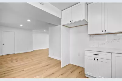 5429 Newcastle, Encino, CA 91316 - Photo 8