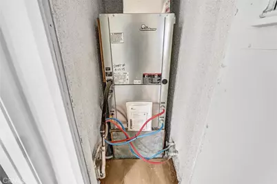 5429 Newcastle, Encino, CA 91316 - Photo 22