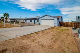 9021 Columbine, California City, CA 93505 - Photo 2