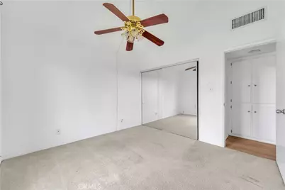 21010 Lodi Pl, California City, CA 93505 - Photo 8