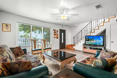429 E Providencia #B, Burbank, CA 91501 - Photo 6