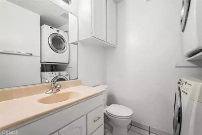 429 E Providencia #B, Burbank, CA 91501 - Photo 22