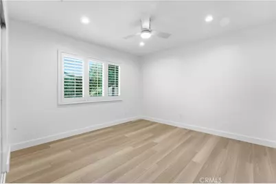 19510 Merridy, Northridge, CA 91324 - Photo 22