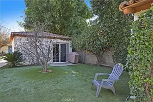 23130 Oxnard St, Woodland Hills, CA 91367 - Photo 38