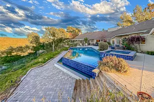 24525 Desert, Newhall, CA 91321 - Photo 66