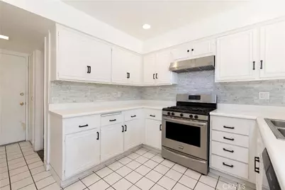 1546 Holly Court, Thousand Oaks, CA 91360 - Photo 12