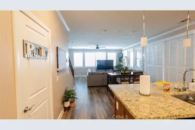 20544 Galloway, Canyon Country, CA 91350 - Photo 12