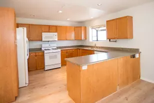 5902 Margaritha, Rosamond, CA 93560 - Photo 8