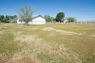 5902 Margaritha, Rosamond, CA 93560 - Photo 22