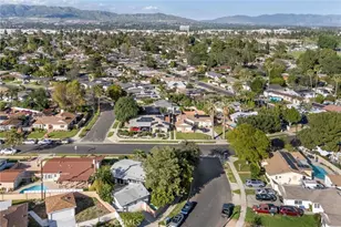 8341 Delco Ave, Winnetka, CA 91306 - Photo 32