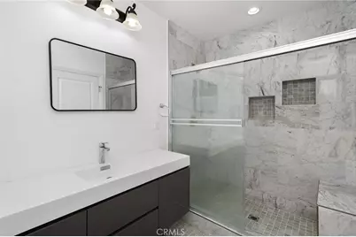 8341 Delco Avenue, Winnetka, CA 91306 - Photo 18