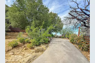 1059 Alta Vista, Simi Valley, CA 93063 - Photo 22