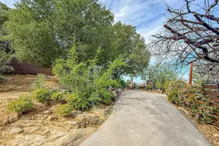 1059 Alta Vista, Simi Valley, CA 93063 - Photo 22