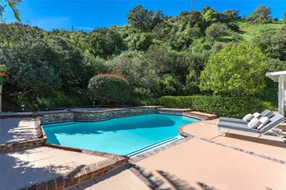 3831 Saint Johnswood Drive, Woodland Hills, CA 91364 - Photo 26