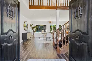 3831 St Johnswood Dr, Woodland Hills, CA 91364 - Photo 4