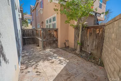 24743 Montevista, Valencia, CA 91354 - Photo 26