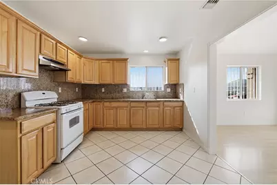 10744 Radwin Avenue, Sunland, CA 91040 - Photo 2