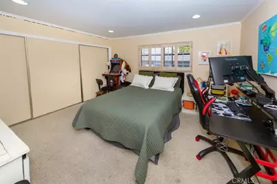 5339 Lindley Unit 207, Tarzana, CA 91356 - Photo 12