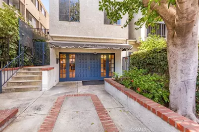 5339 Lindley Unit 207, Tarzana, CA 91356 - Photo 2