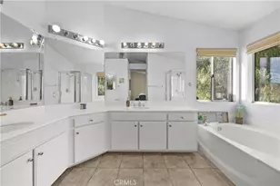 27687 Ron Ridge, Saugus, CA 91350 - Photo 24