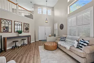 27687 Ron Ridge, Saugus, CA 91350 - Photo 6