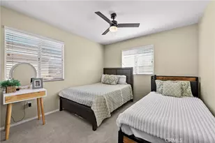 27687 Ron Ridge, Saugus, CA 91350 - Photo 32