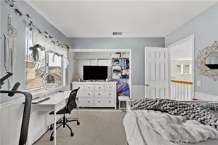 27687 Ron Ridge, Saugus, CA 91350 - Photo 36