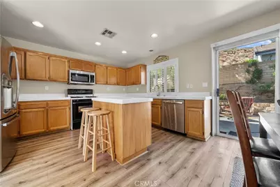 27687 Ron Ridge, Saugus, CA 91350 - Photo 8