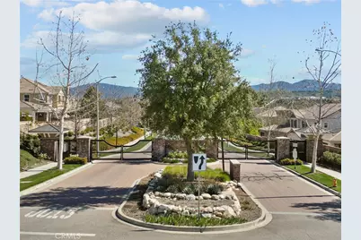 22385 Copper Mountain Court, Saugus, CA 91350 - Photo 66