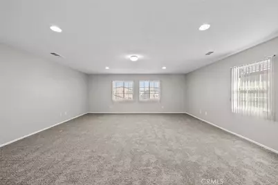 14323 Moon Valley Street, Victorville, CA 92394 - Photo 28