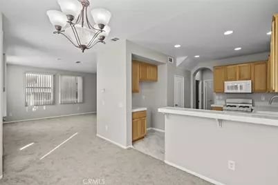 14323 Moon Valley Street, Victorville, CA 92394 - Photo 8