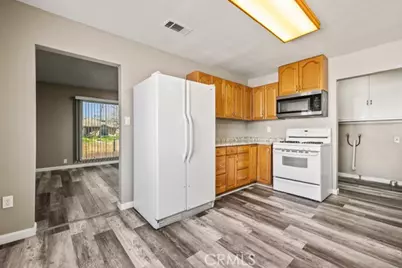 45021 11th, Lancaster, CA 93534 - Photo 4