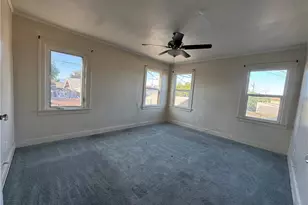 5116 S Budlong Ave, Los Angeles, CA 90037 - Photo 14
