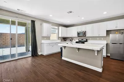 4758 Casillas Way, Fontana, CA 92336 - Photo 6