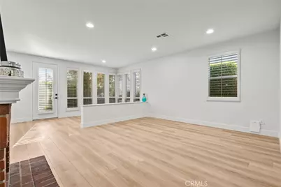 27605 Harwick, Valencia, CA 91354 - Photo 10