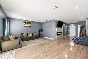 10588 Peach Ave, California City, CA 93505 - Photo 16