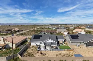 10588 Peach Ave, California City, CA 93505 - Photo 54