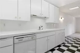 5330 Lindley Ave, Encino, CA 91316 - Photo 8