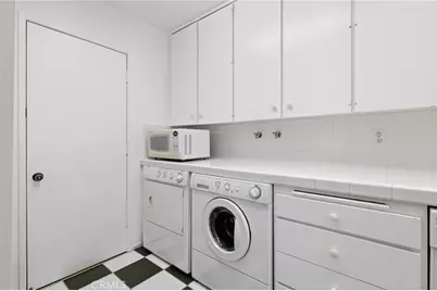 5330 Lindley Avenue #305, Encino, CA 91316 - Photo 30