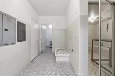 5330 Lindley Avenue #305, Encino, CA 91316 - Photo 32