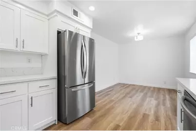 9000 Vanalden, Northridge, CA 91324 - Photo 6