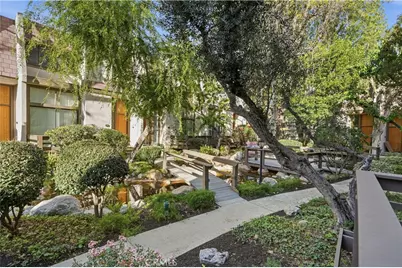 9000 Vanalden, Northridge, CA 91324 - Photo 2