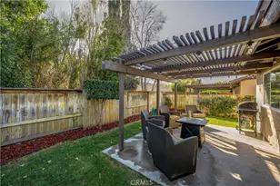 25688 Neblina Ct, Valencia, CA 91355 - Photo 18