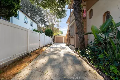 7154 Ramsgate Avenue, Los Angeles, CA 90045 - Photo 8