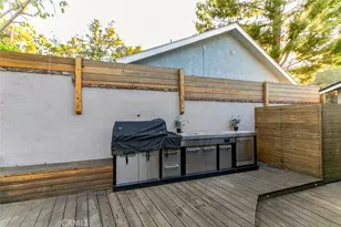 9620 Wheatland Ave, Shadow Hills, CA 91040 - Photo 46