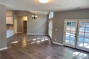 5371 Topeka Dr, Tarzana, CA 91356 - Photo 8