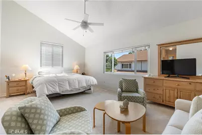 18319 Collins #7, Tarzana, CA 91356 - Photo 12